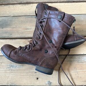 Women’s Mossimo Brown Lace-Up Boot